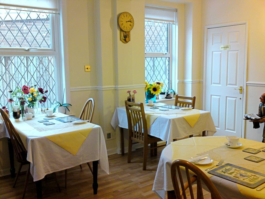 이슬리햄프셔 Crestwell House B&B 외부 사진