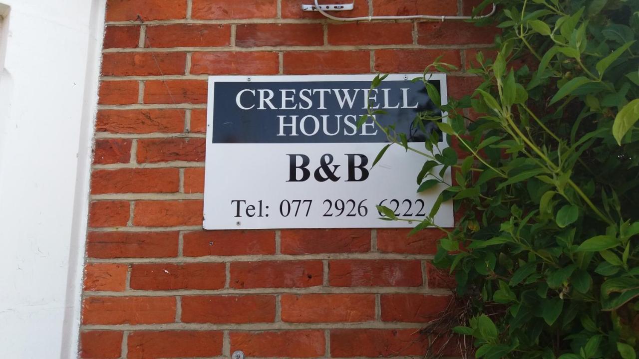 이슬리햄프셔 Crestwell House B&B 외부 사진